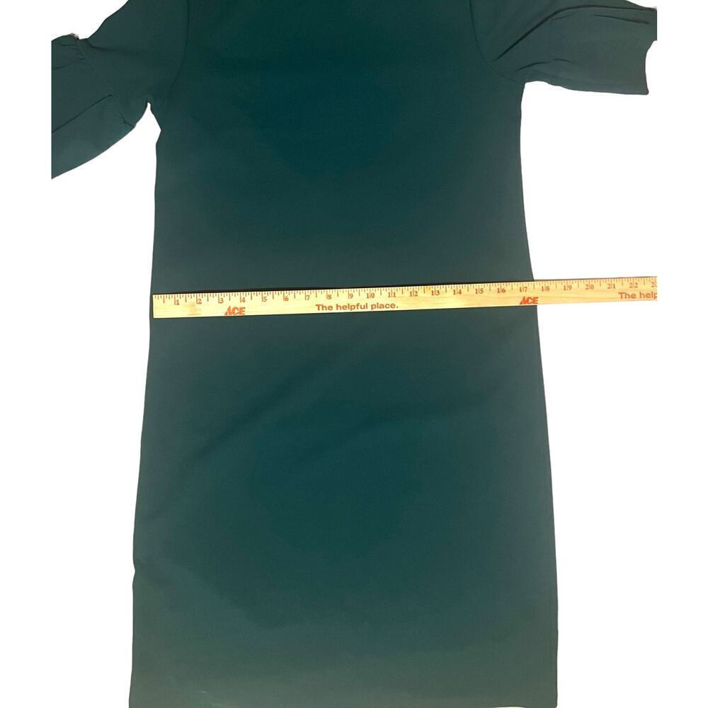 Les Amis Boutique Green Shift Dress Ruffle Short Bell Sleeve Size Medium Knee - Picture 8 of 13